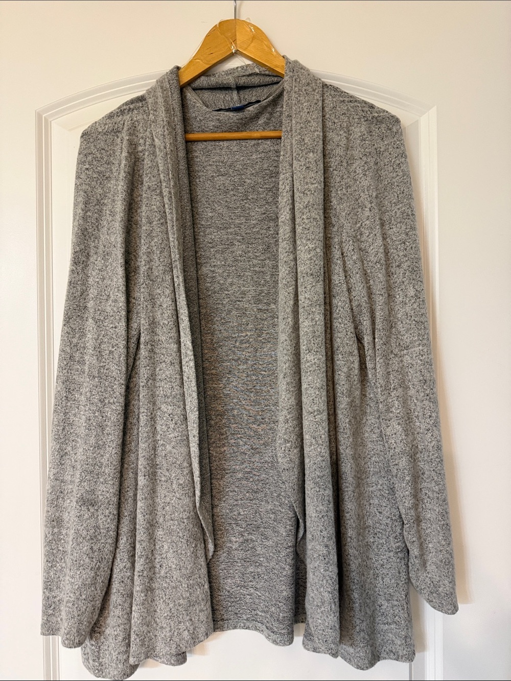 Apt. 9 Light Gray Open-Front Shawl Cardigan